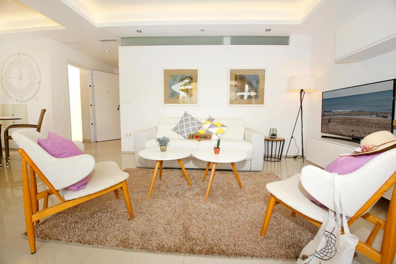 Fantastic Home With Ac, Pool And Bbq Rojales Extérieur photo