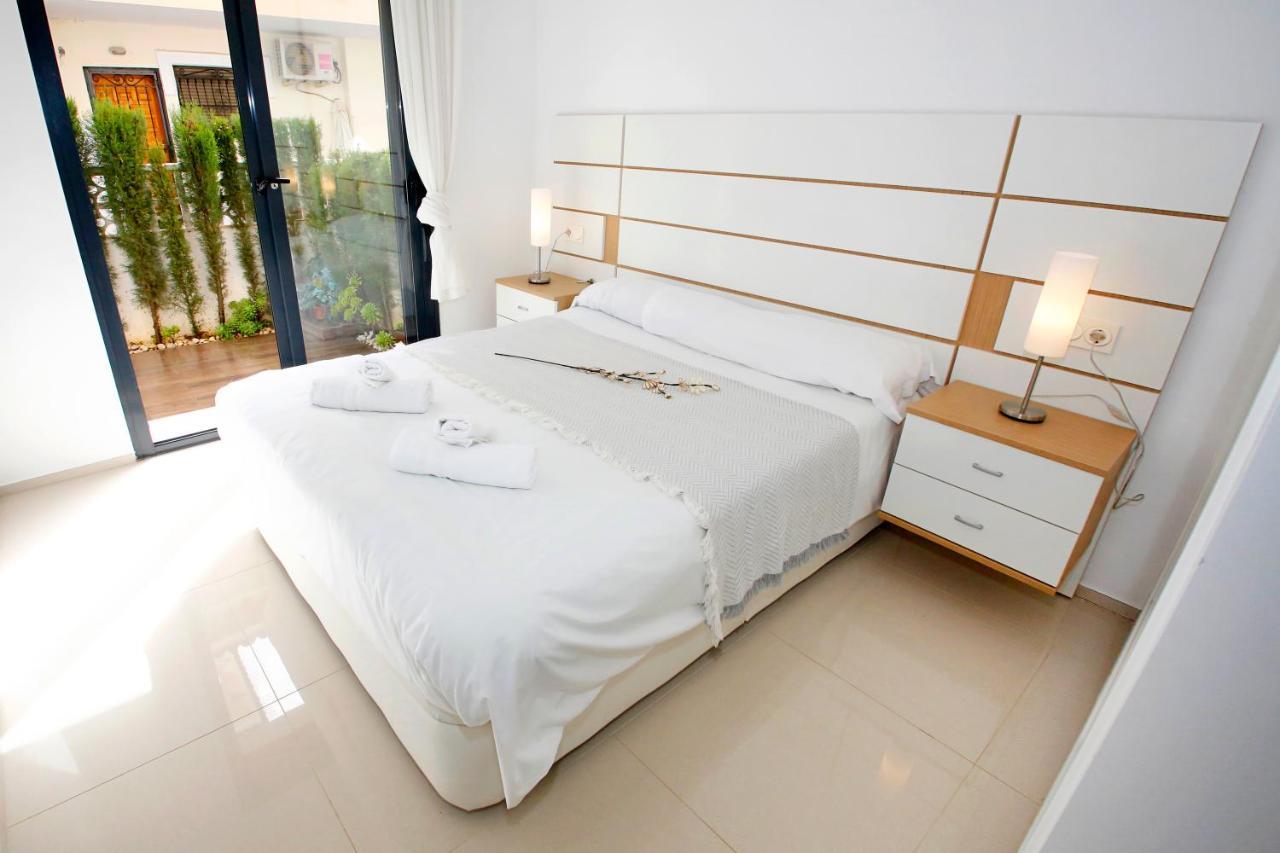 Fantastic Home With Ac, Pool And Bbq Rojales Extérieur photo
